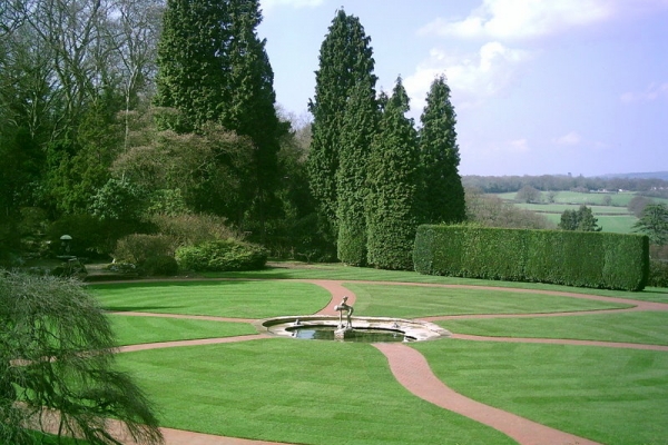 Ornamental Lawn with Lawnscape