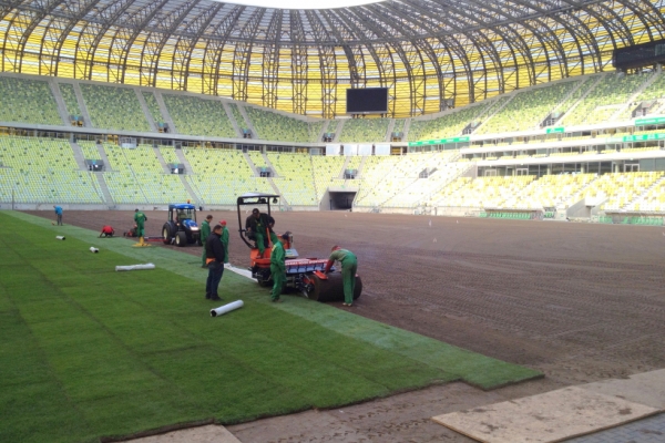 Lincolnshire firm County Turf undertake UEFA’s demands for Euro 2012 image 0